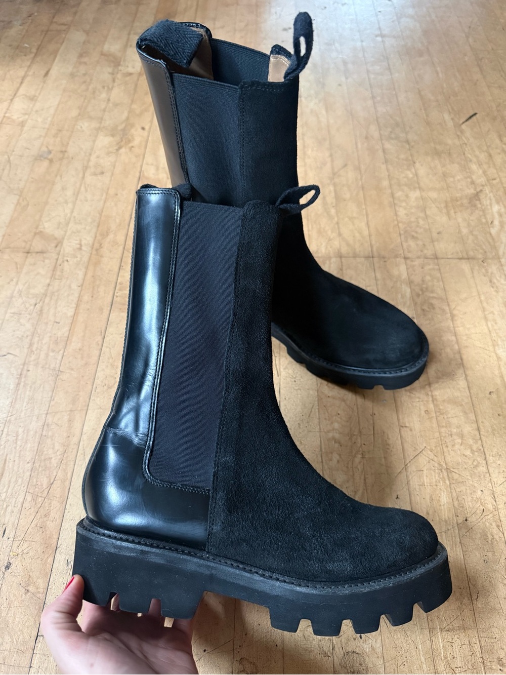 GRENSON Doris Leather Suede Chelsea Boots Pull On Lug Sole Moto Grunge Chic 7.5